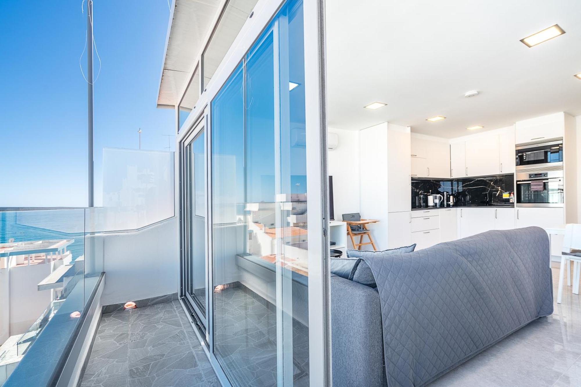 New Luxury Penthouse Beachfront In The Algarve Armacao de Pera Exterior photo