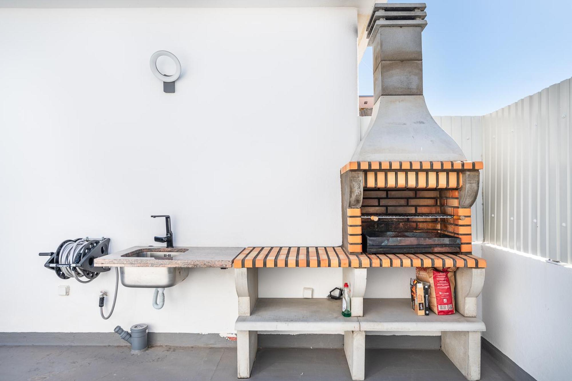 New Luxury Penthouse Beachfront In The Algarve Armacao de Pera Exterior photo